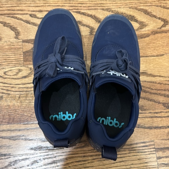 Great condition only work 3 time Snibbs women sneakers - Picture 2 of 3